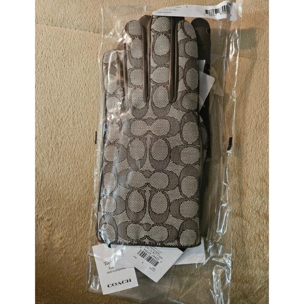 Coach Signature  Gloves