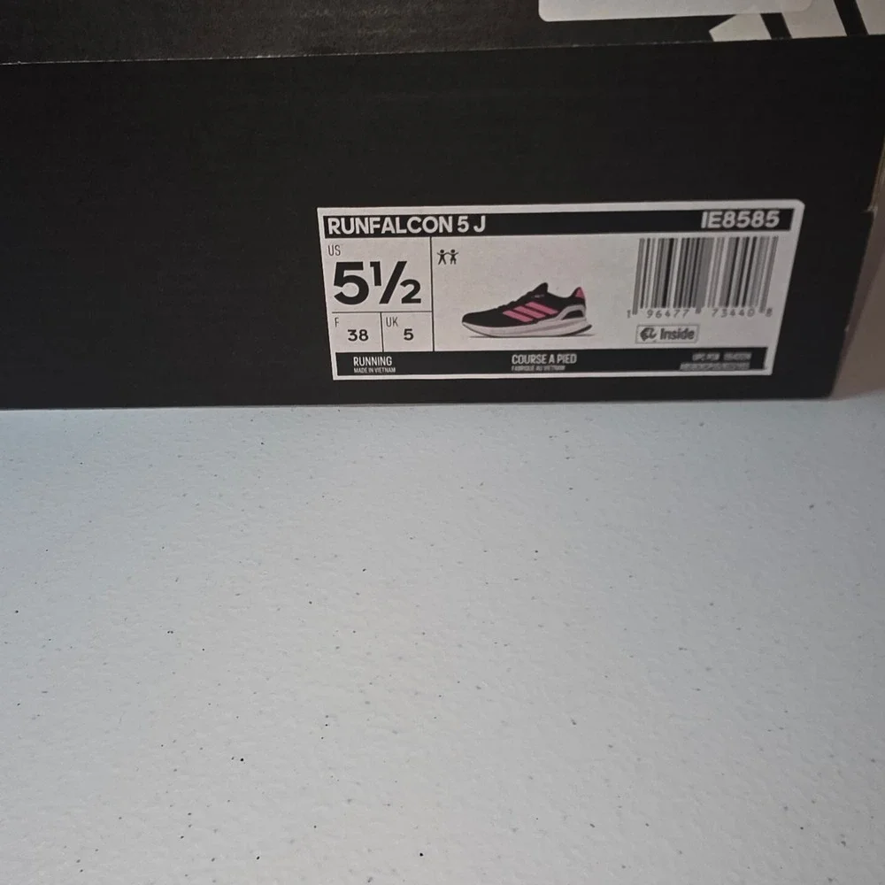 adidas durable vibrant