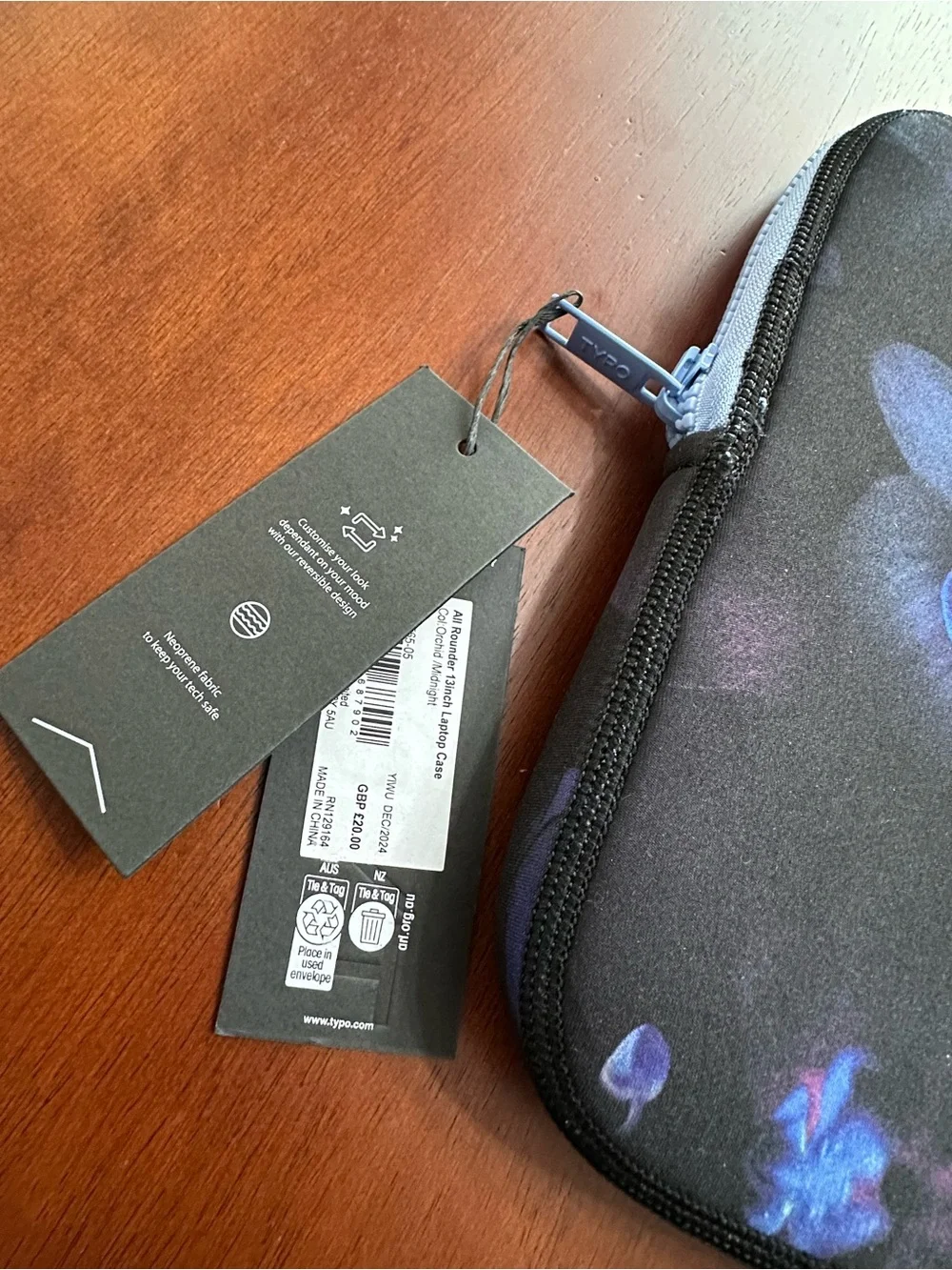 Typo slim zippered