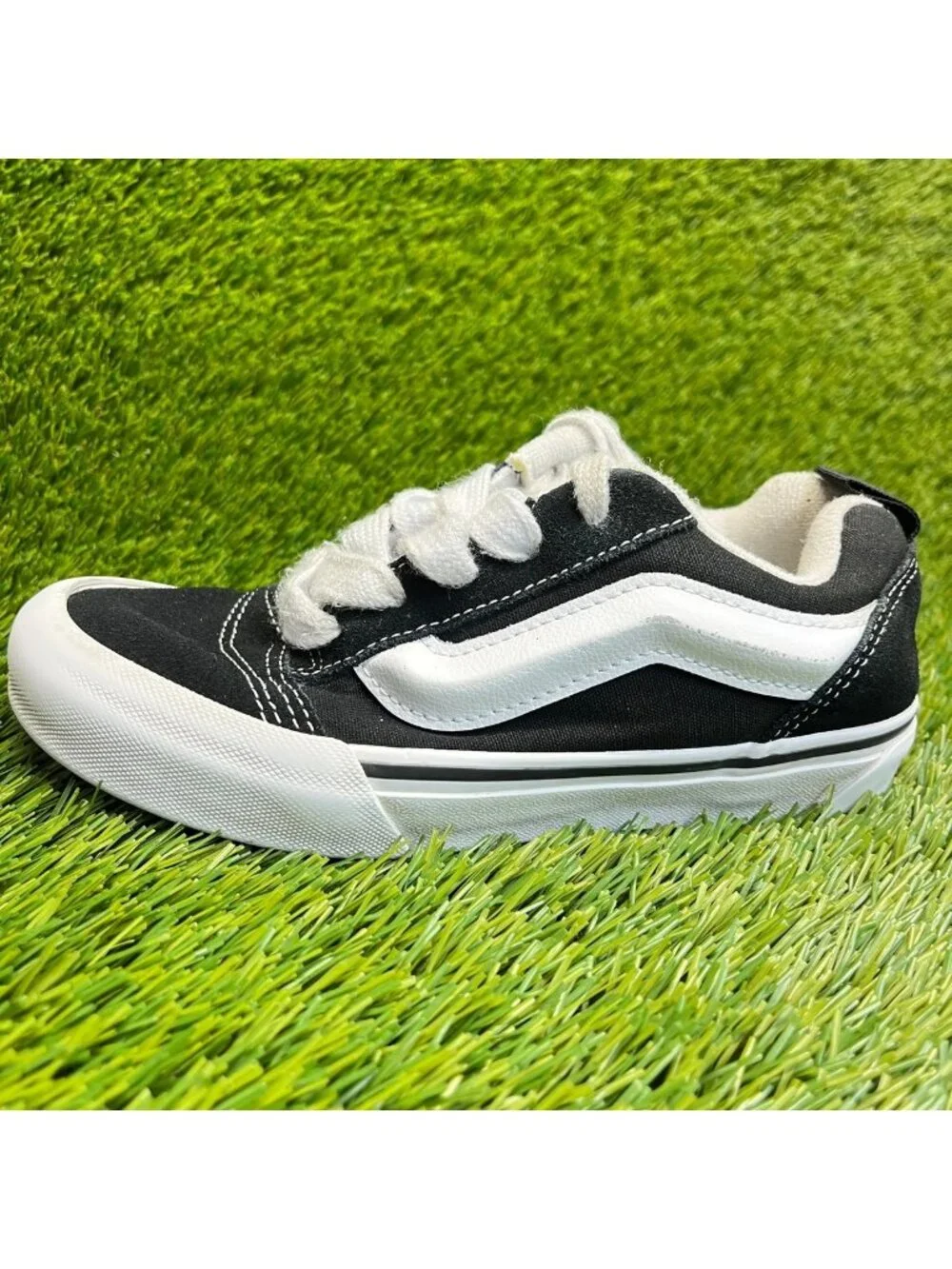 Vans please review