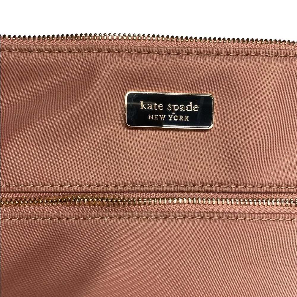 kate spade features inside great