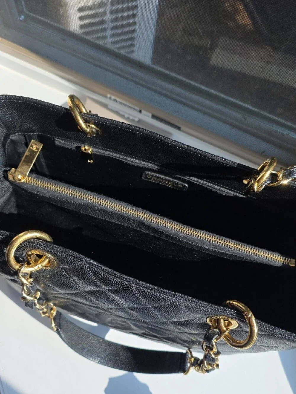 CHANEL iconic grand