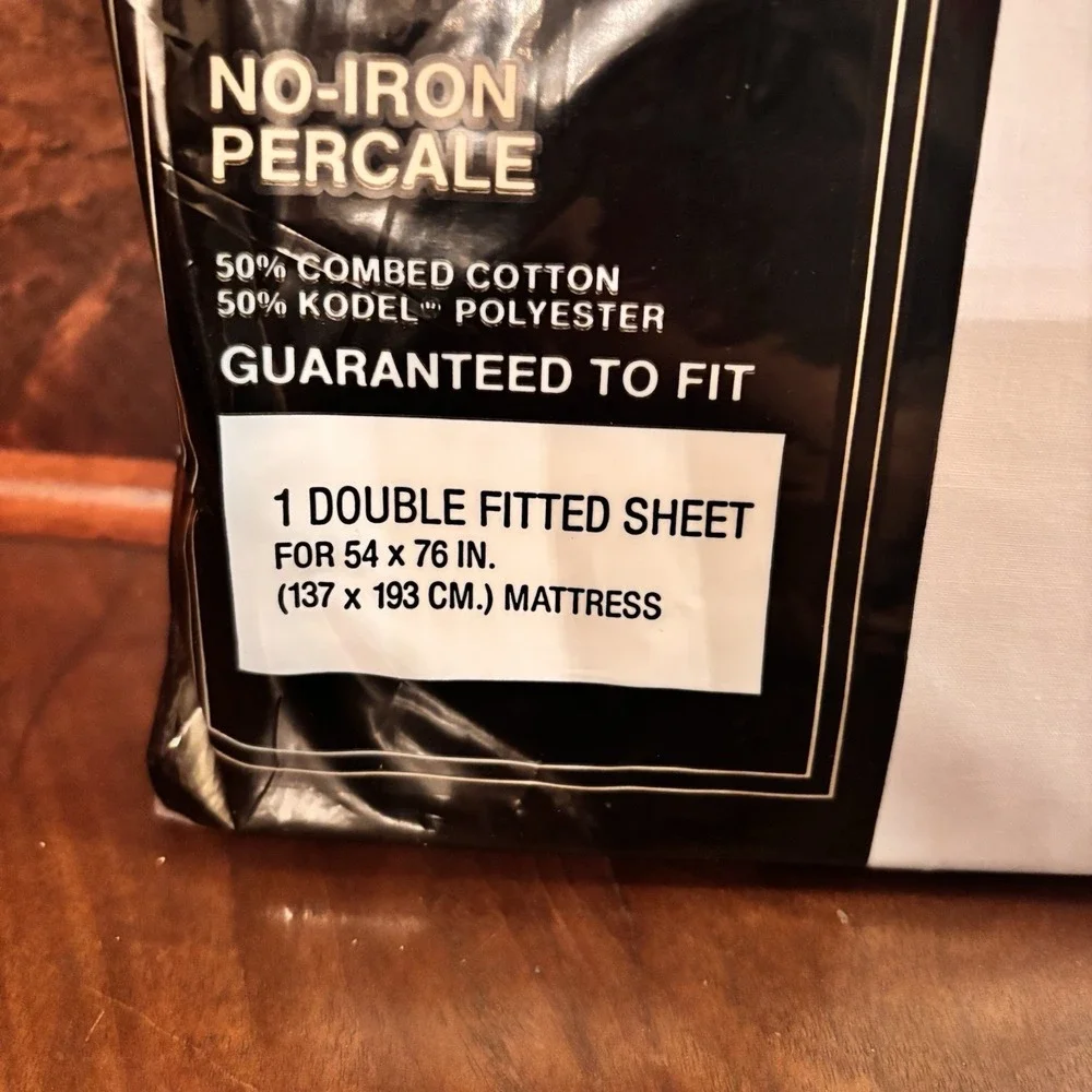 N/A material lady
