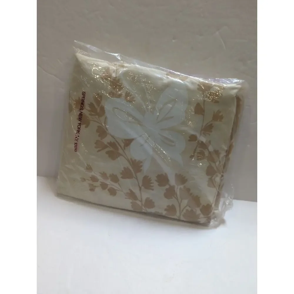 Unbranded sheet butterfly percale