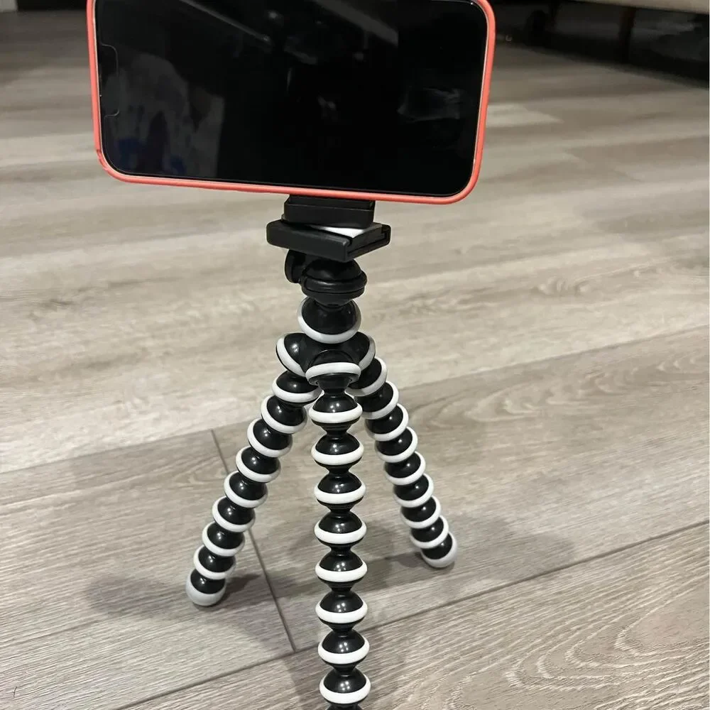 Phone Tripod, Flexible Tripod for iPhone and Android Cell Phone,‎ Portable Small