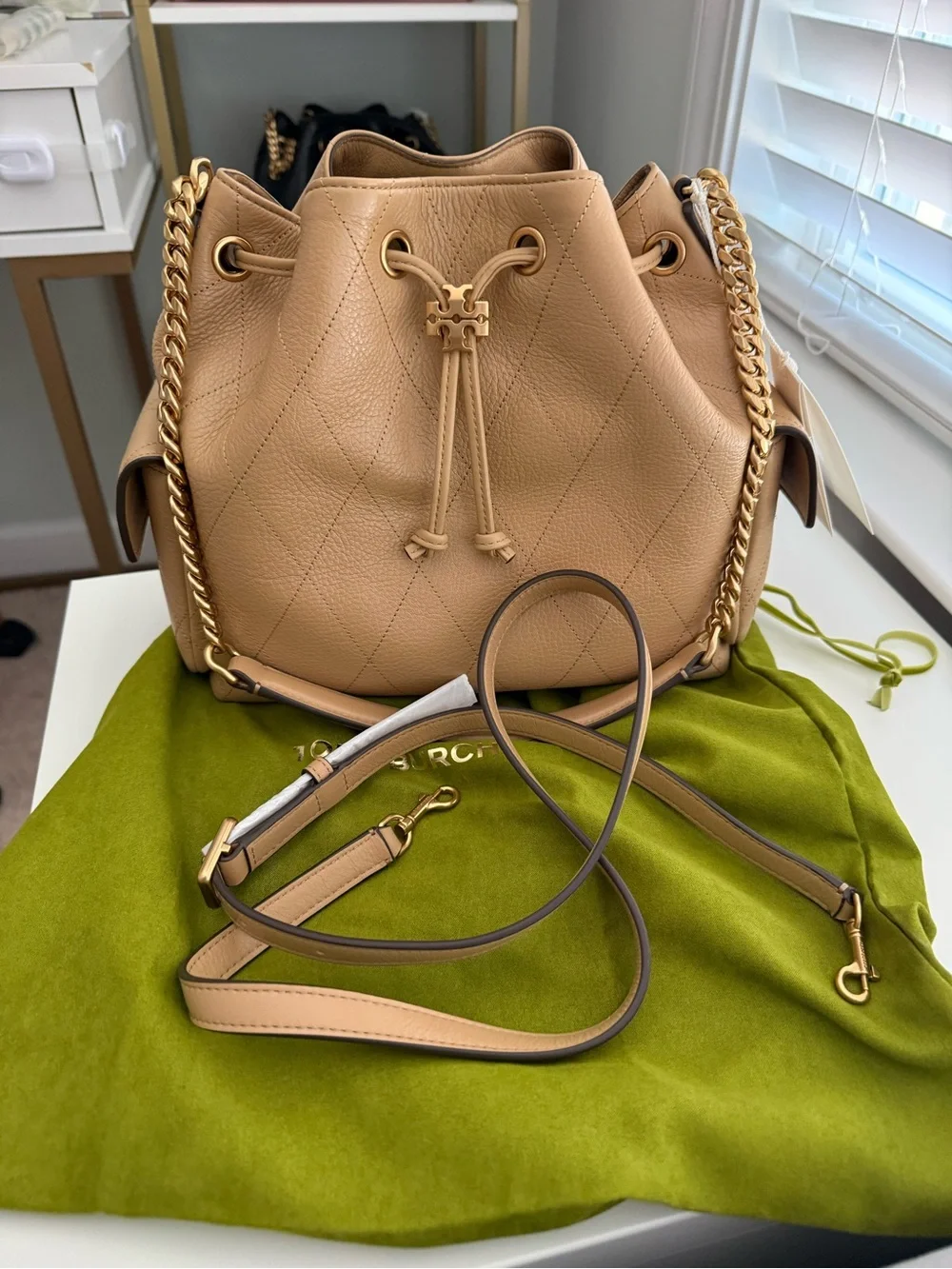 Tory Burch Charlie Drawstring bag Pecan
