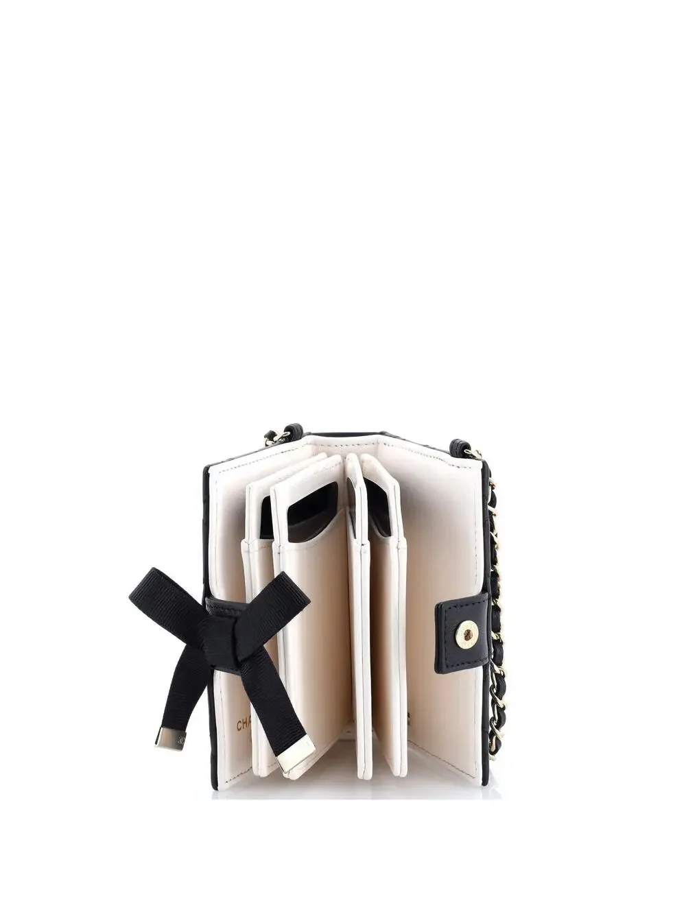 CHANEL introducing cc