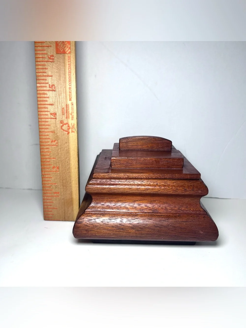 The Bombay Company 3” box