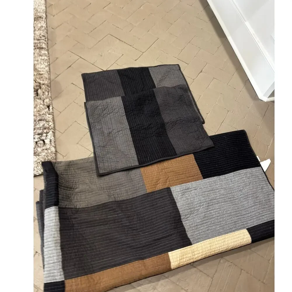 Pottery Barn PBteen Full/Queen Quilt + 2 Shams Gray Black Color Block Modern