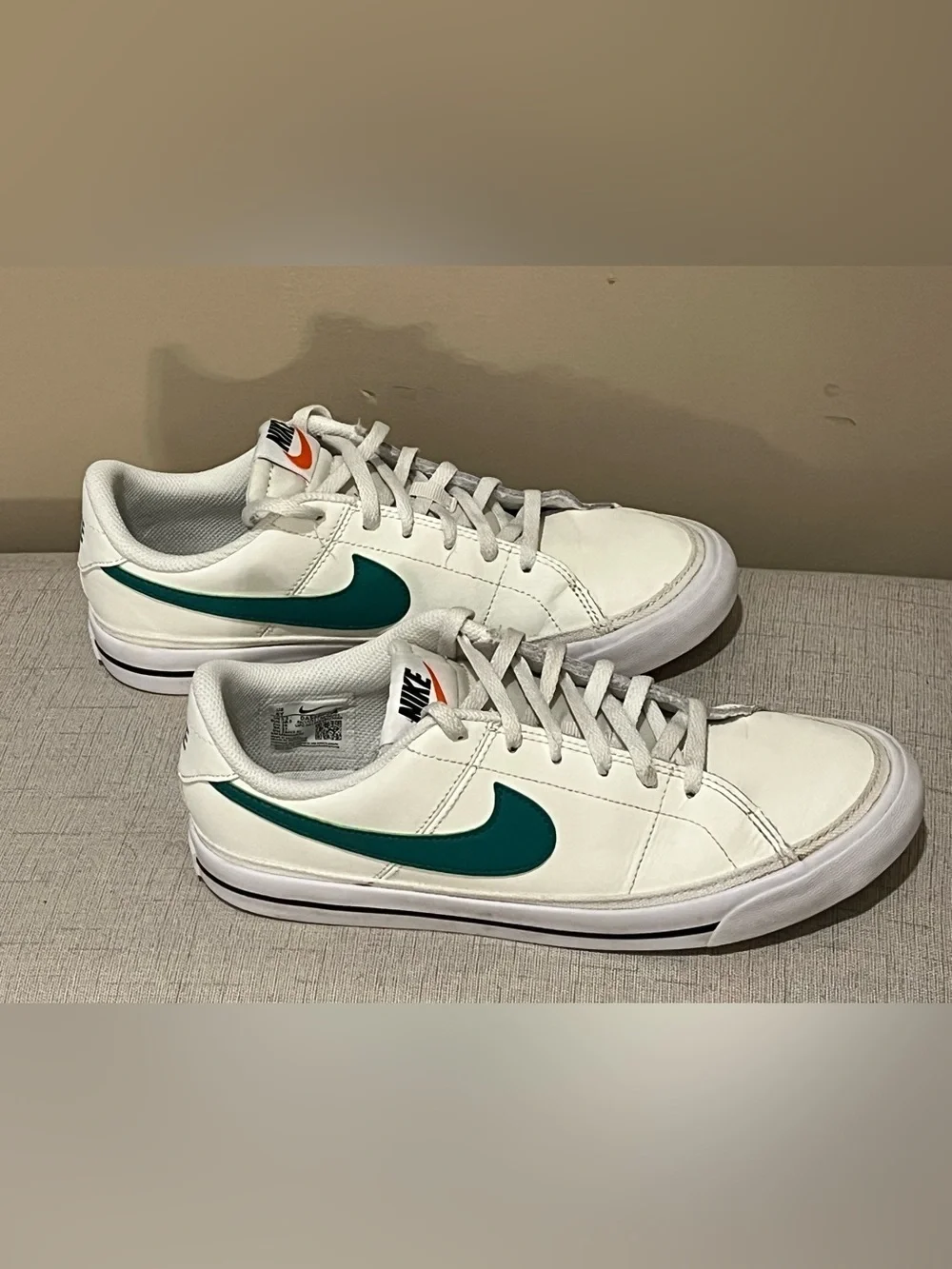 Nike low top