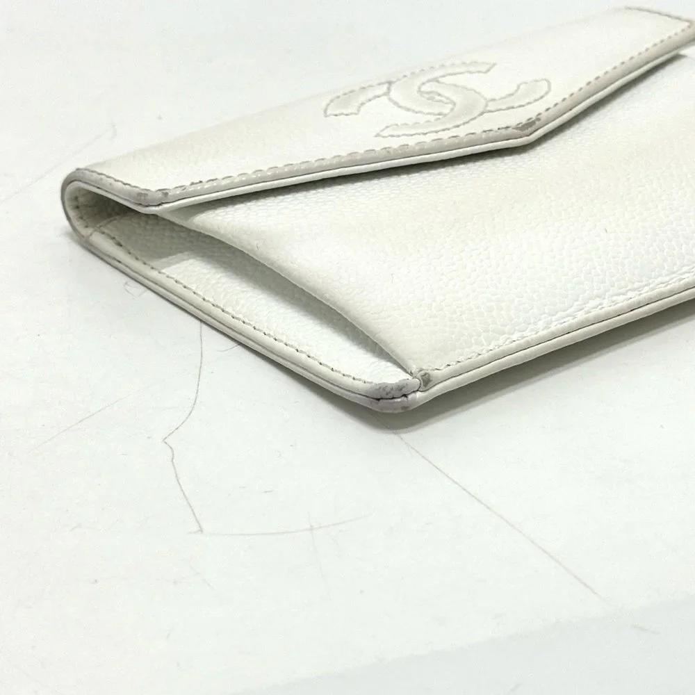 CHANEL authentic white