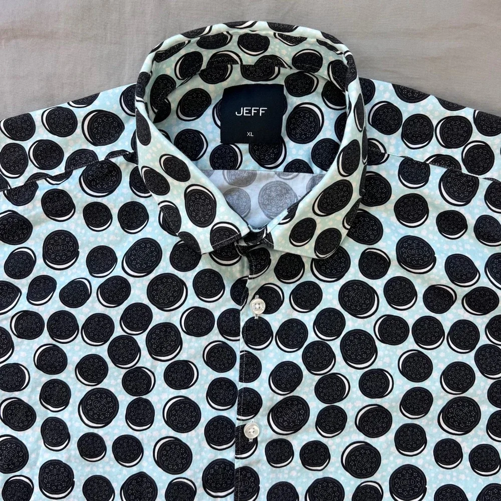 JEFF‎ Mens Oreo Cookie Print Button Up Shirt XL Light Blue Short Sleeve Cotton