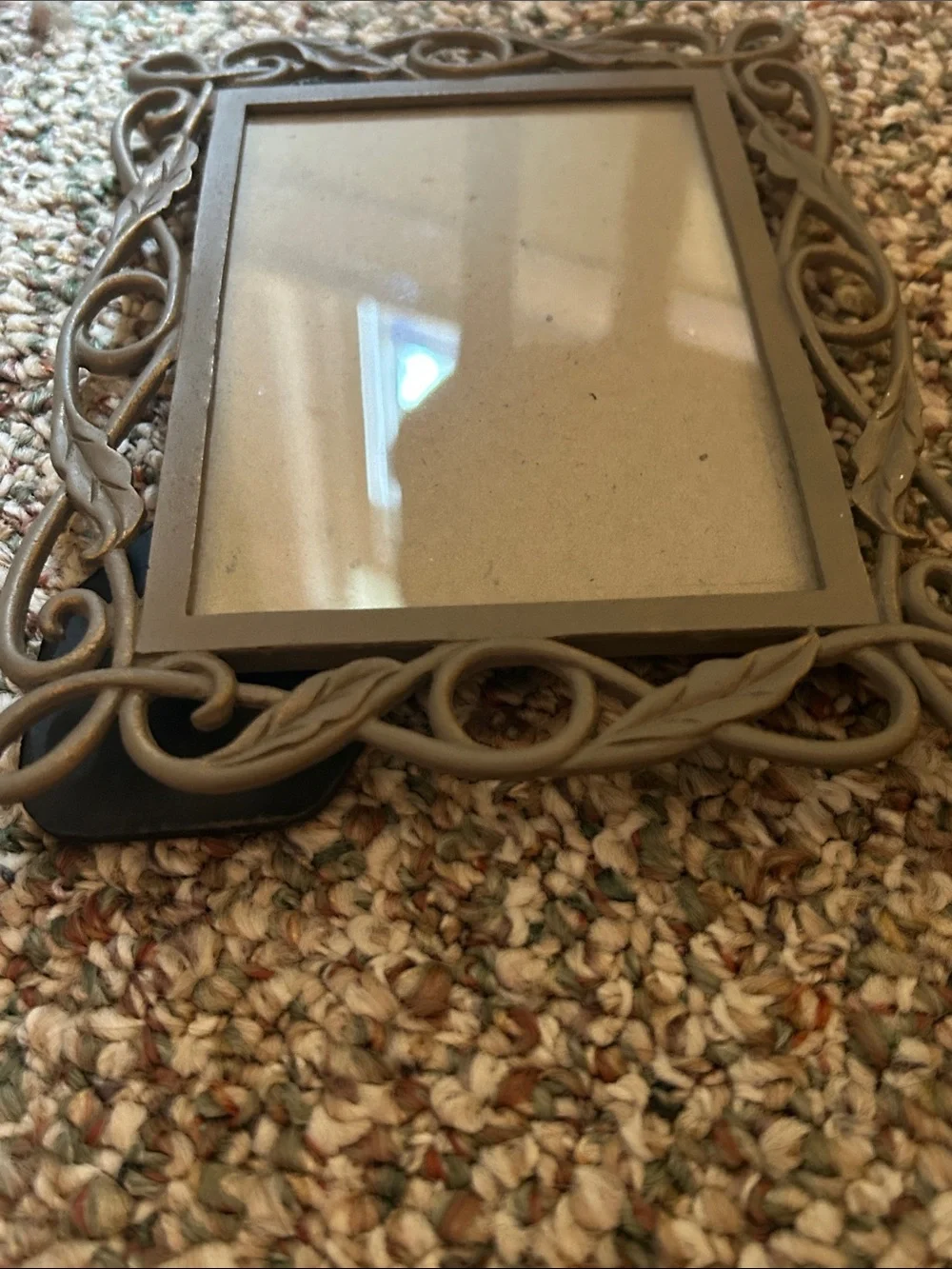 N/A grey photos