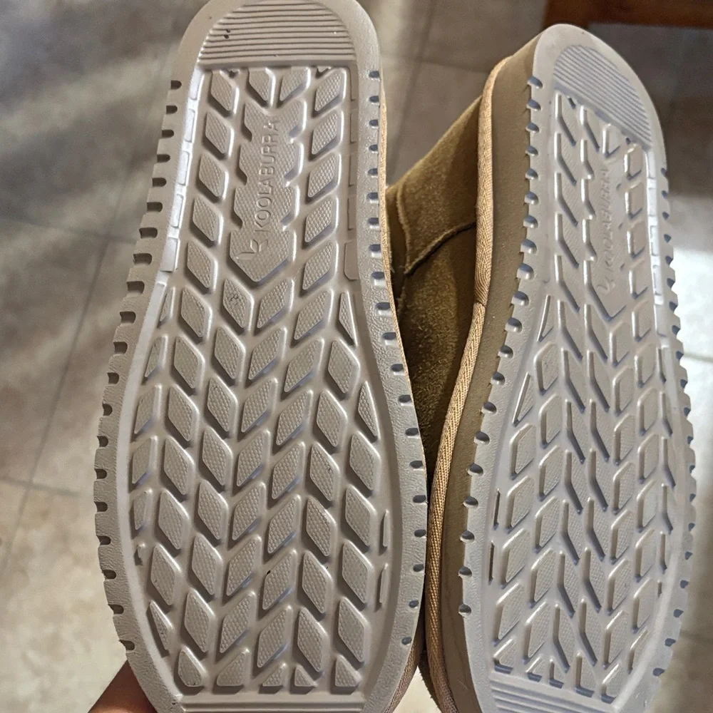Koolaburra warm suede