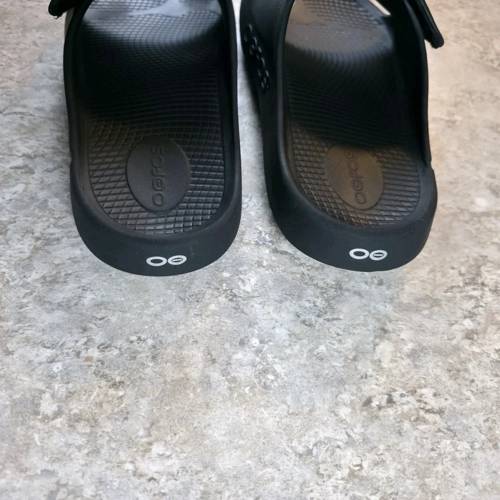 OOFOS touch breathable walking