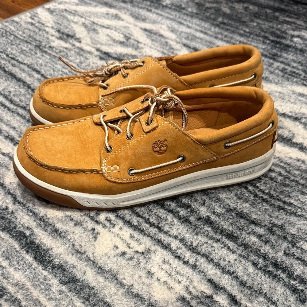 Timberland boat features fit