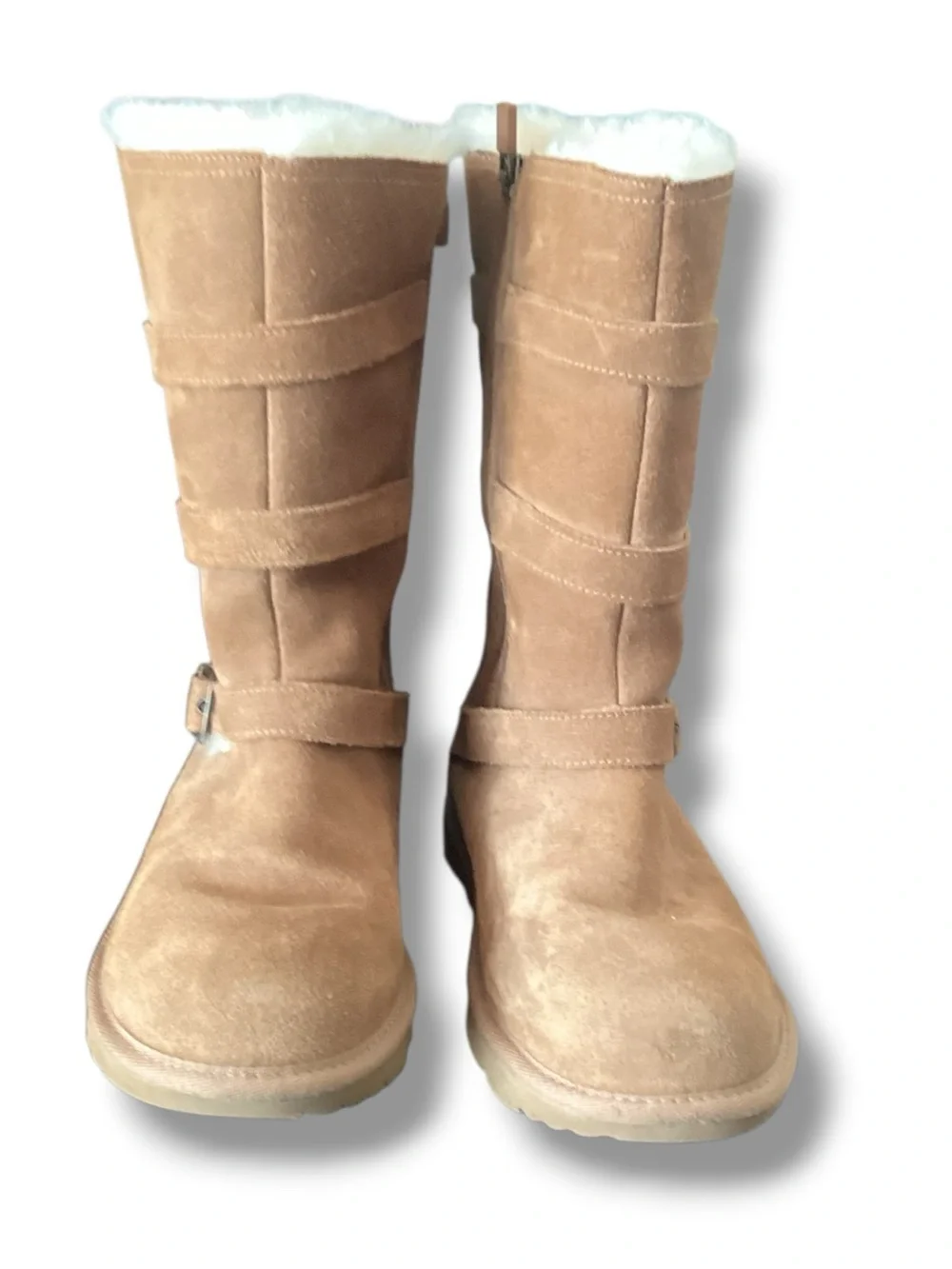 UGG combining iconic