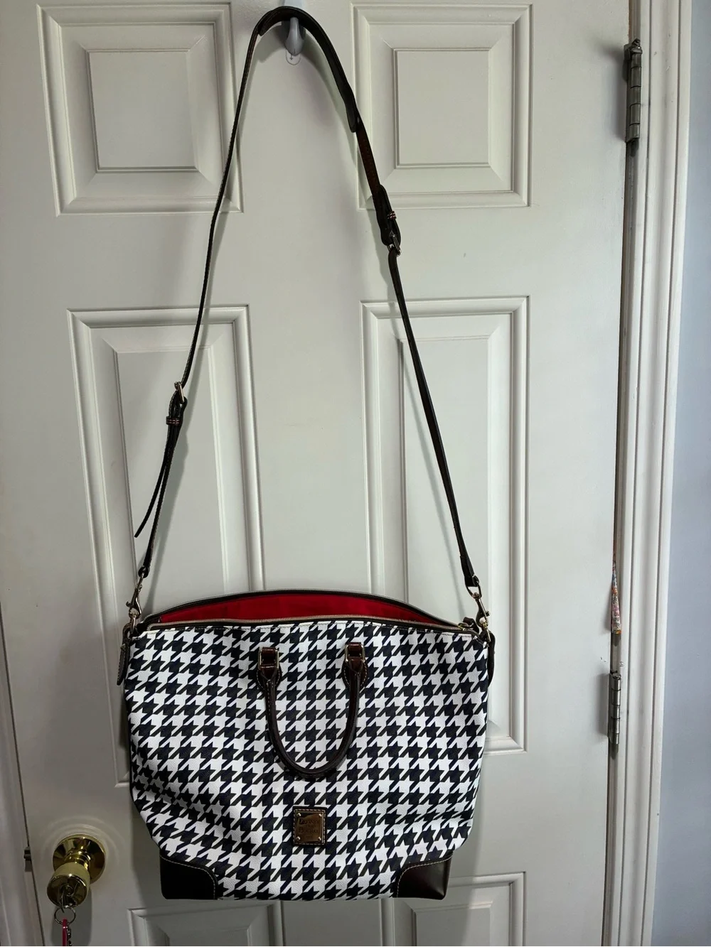 Dooney & Bourke or closure