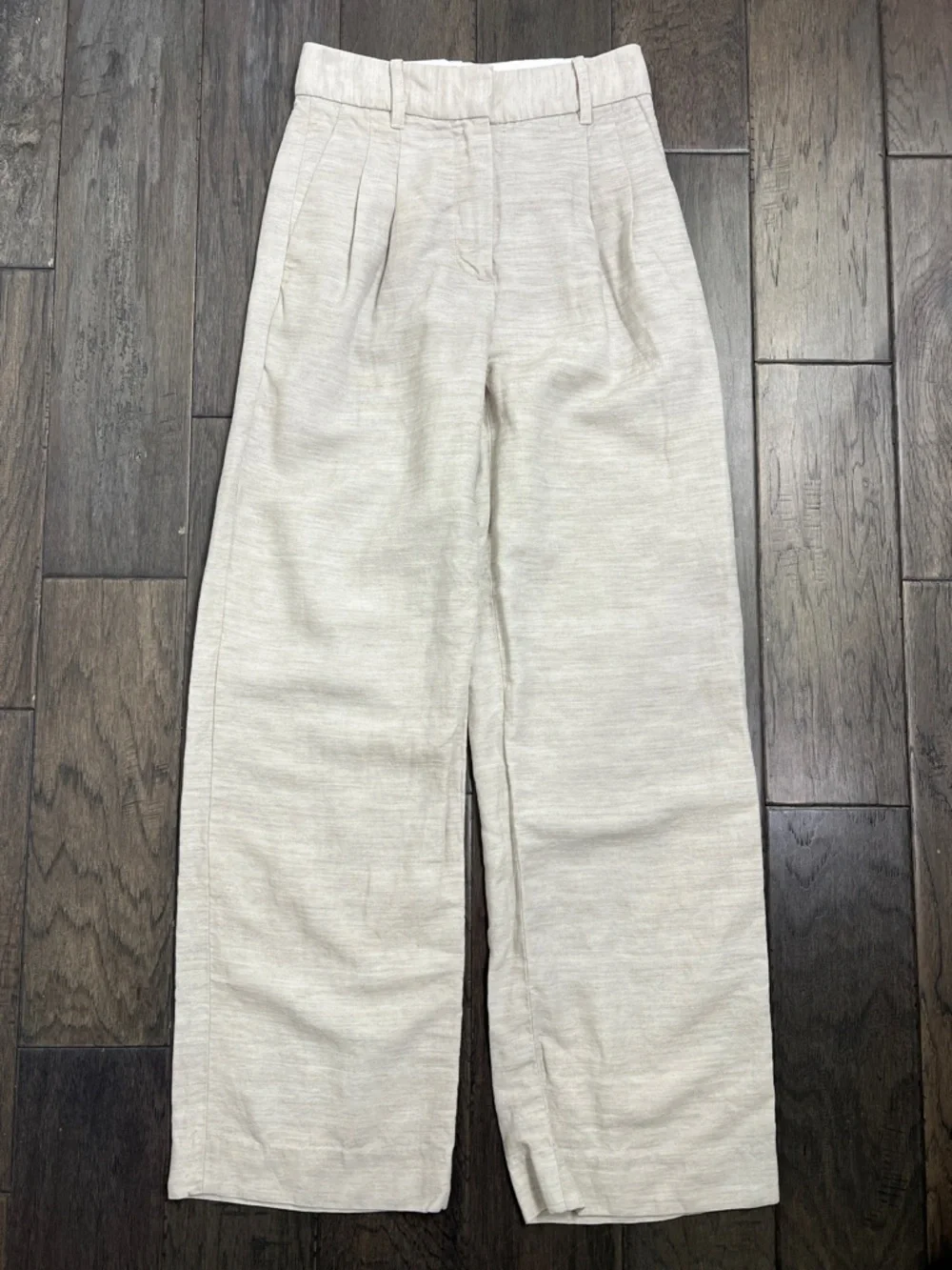 Aritzia these are