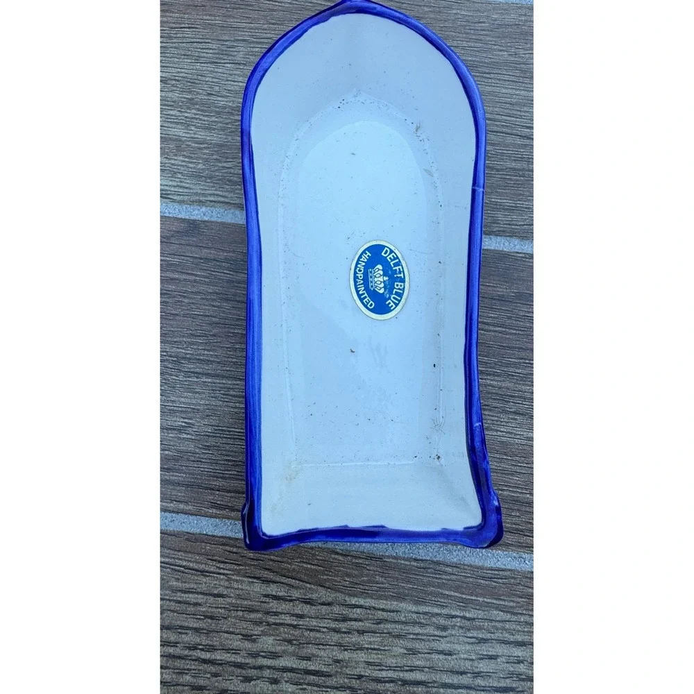 Delft Blue includes touch