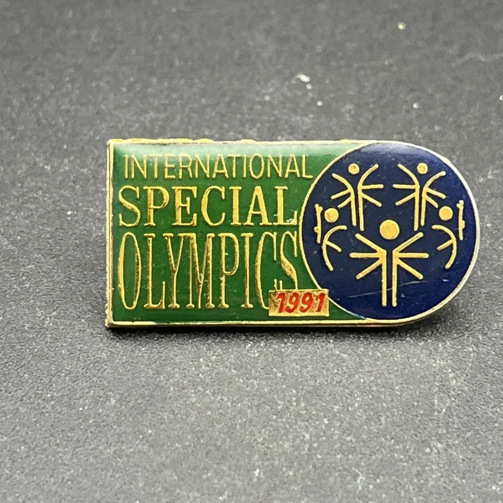 International Special Olympics‎ 1991 Lapel Hat Pin