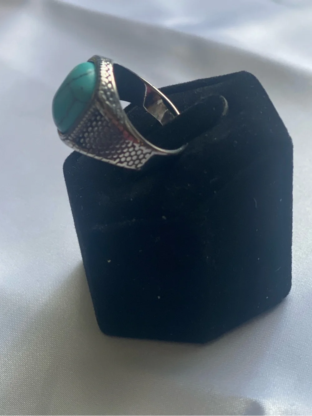 N/A bold turquoise