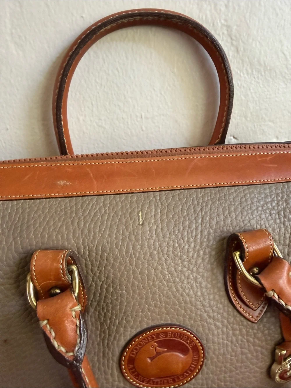 Dooney & Bourke beautiful authentic