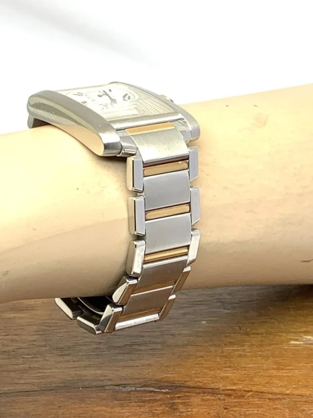 Cartier quartz crown