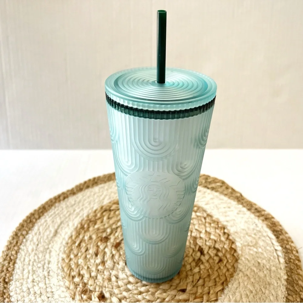 Starbucks venti travel