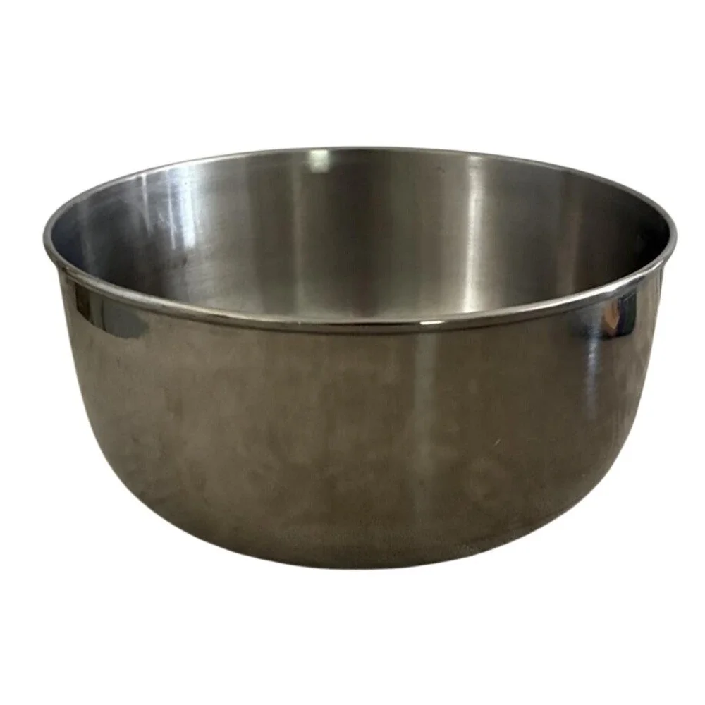 Mixing Bowl Stainless Steel Made in Korea Footed 9x5