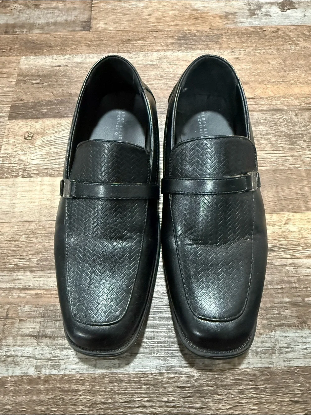 Perry Ellis are textured easy
