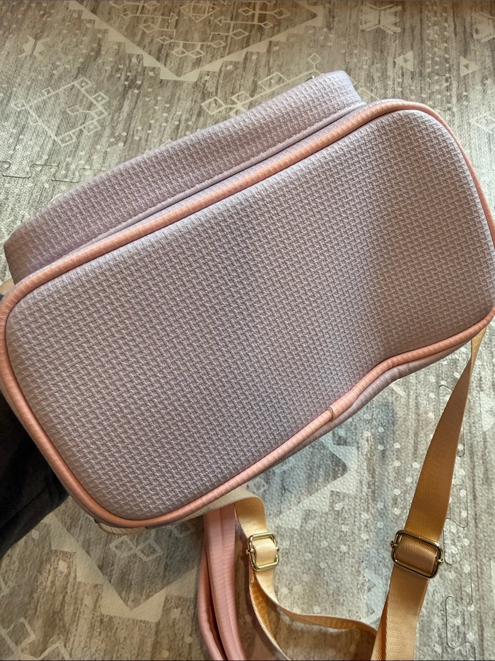 Loungefly adjustable straps mini