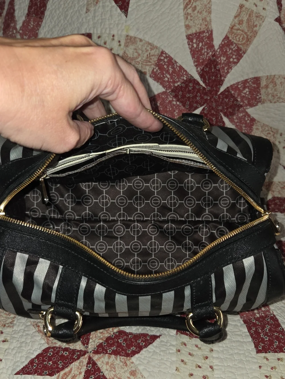 henri bendel approximate satchel