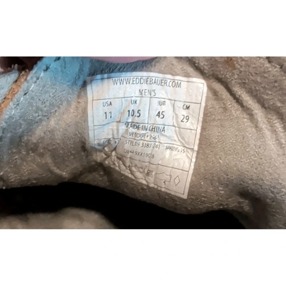 Eddie Bauer casual light