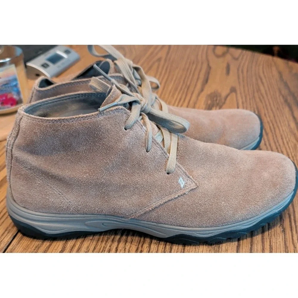 Eddie Bauer bidding but