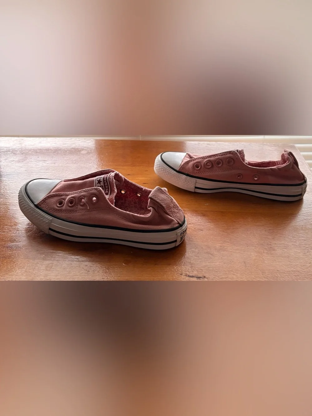 Converse laceless slip