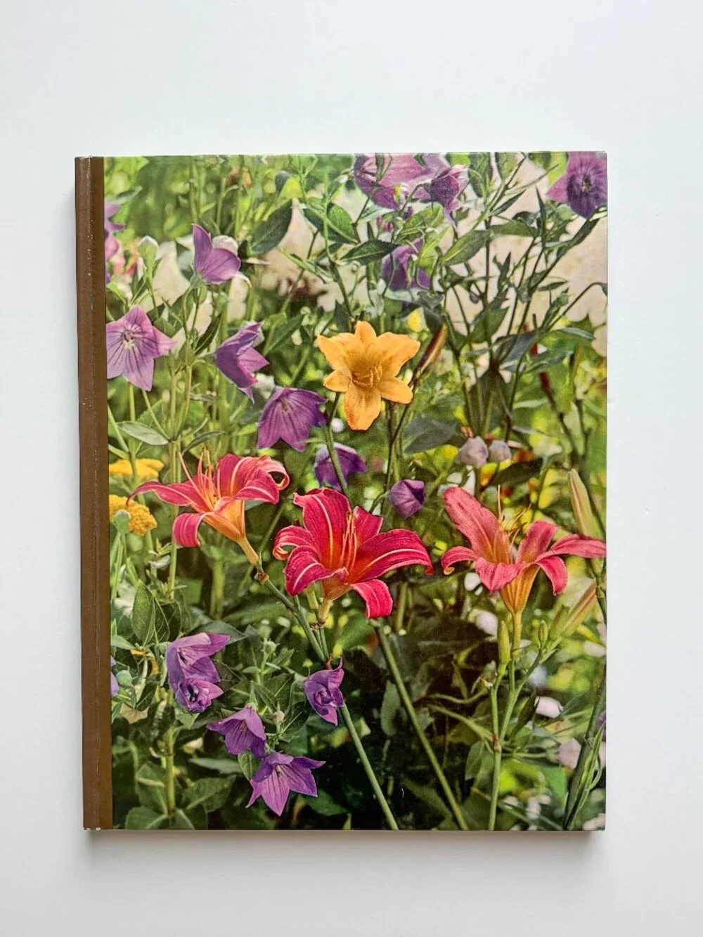 Vintage 1970's Perennials Floral Guidebook