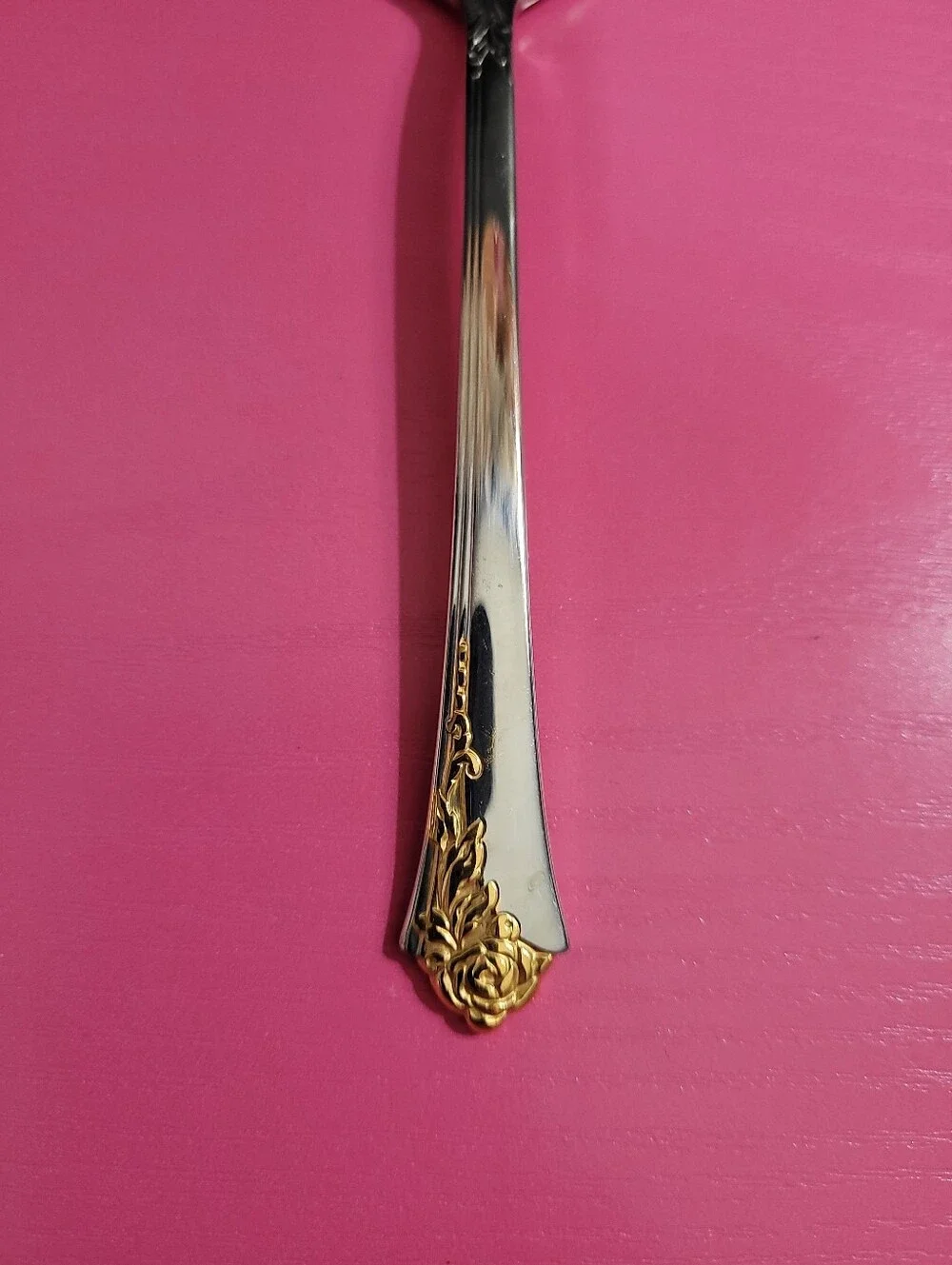 Oneida excellent gold