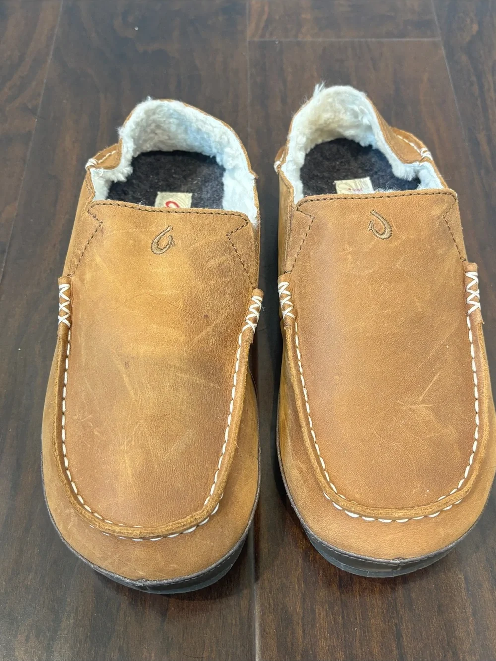 OluKai moloa slipper