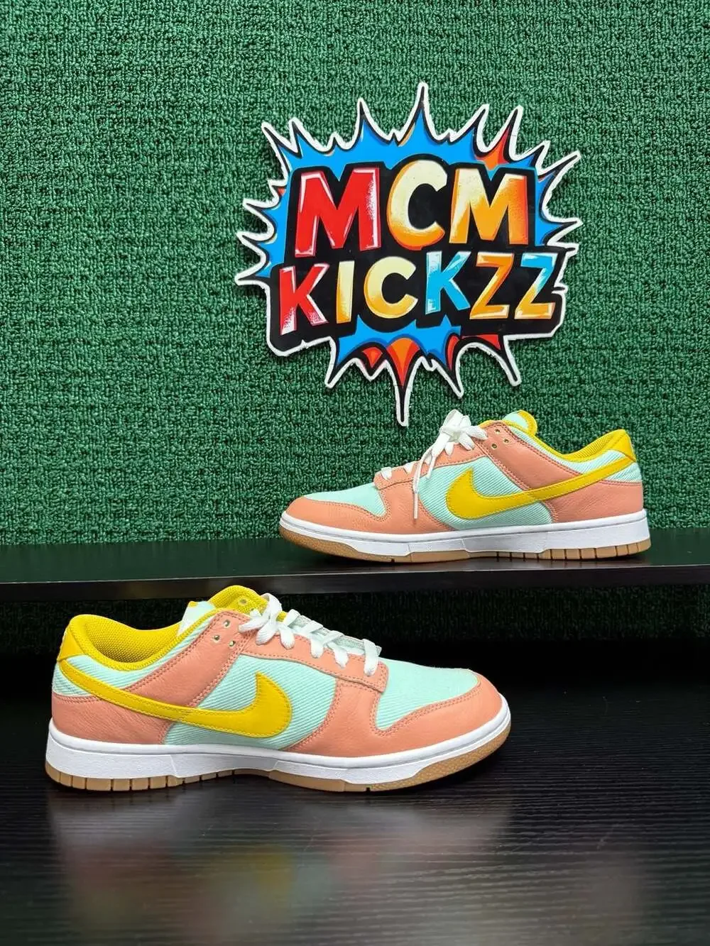 Nike check out box