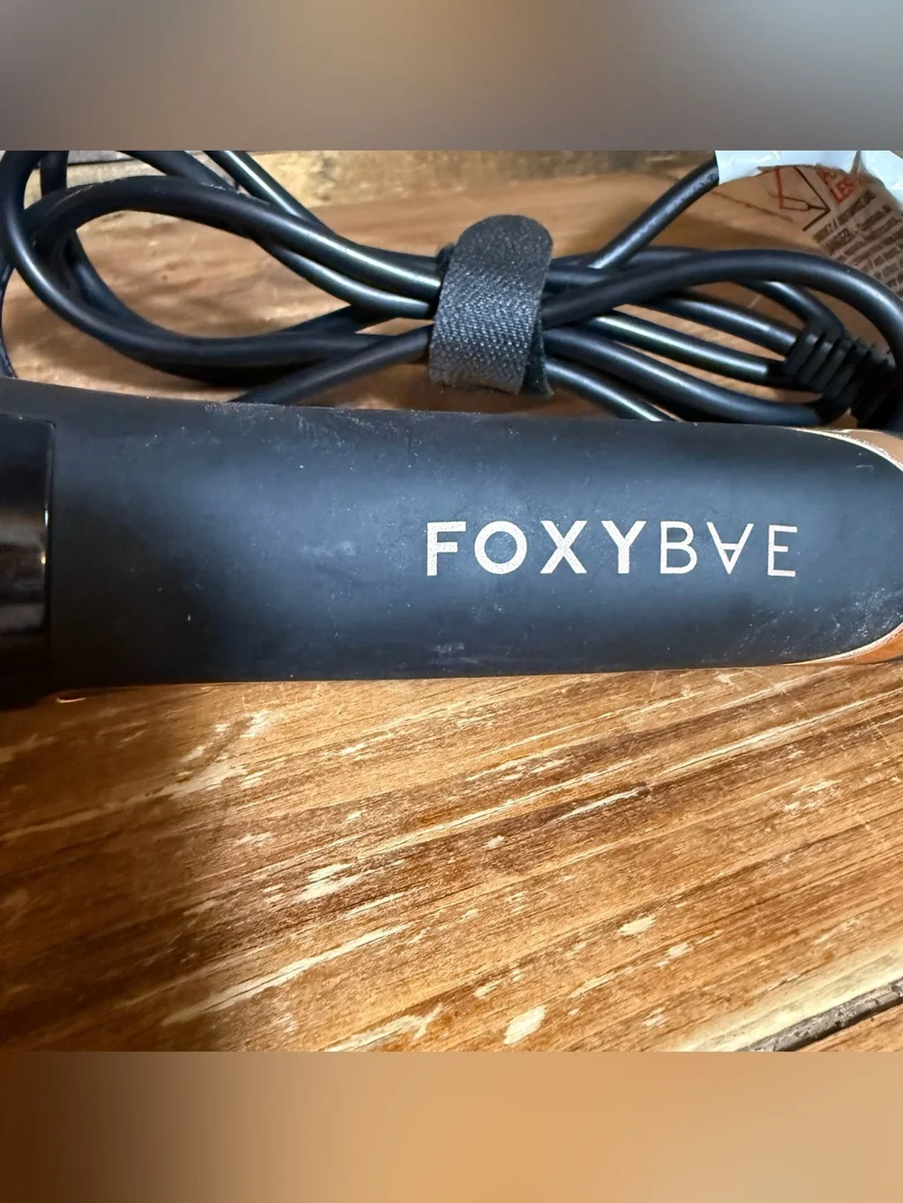 Foxy Bae rose black brush