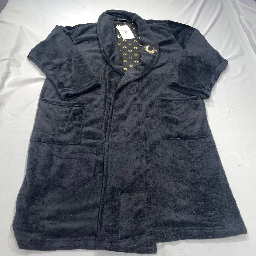 True Religion Mens Black Gold Horseshoe Plush Fleece Loungewear Robe Large NEW