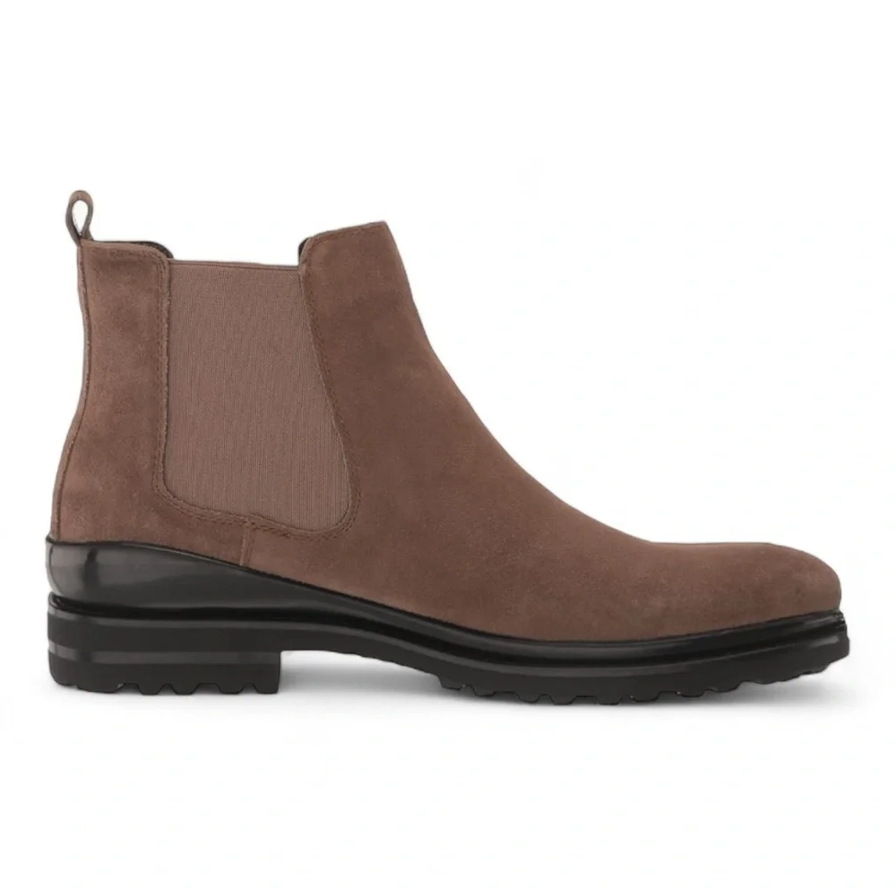 Blondo boot upper flaunts