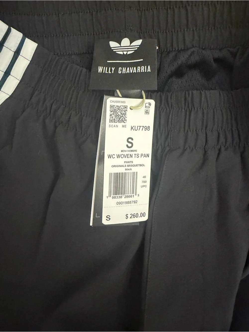 adidas relaxed versatile logo