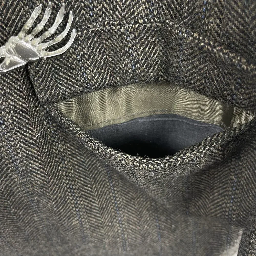 Blazer sent 44