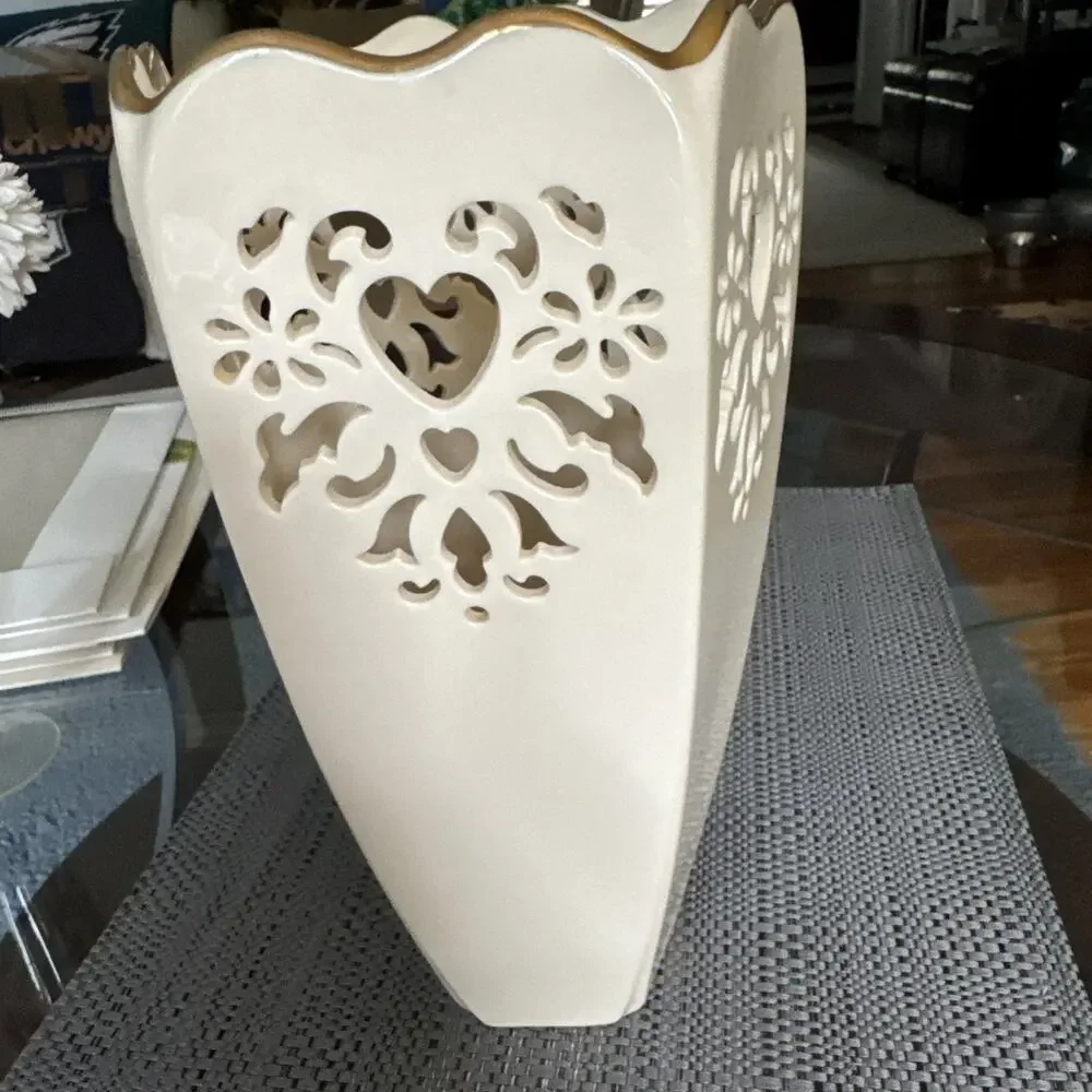 Lenox this vintage