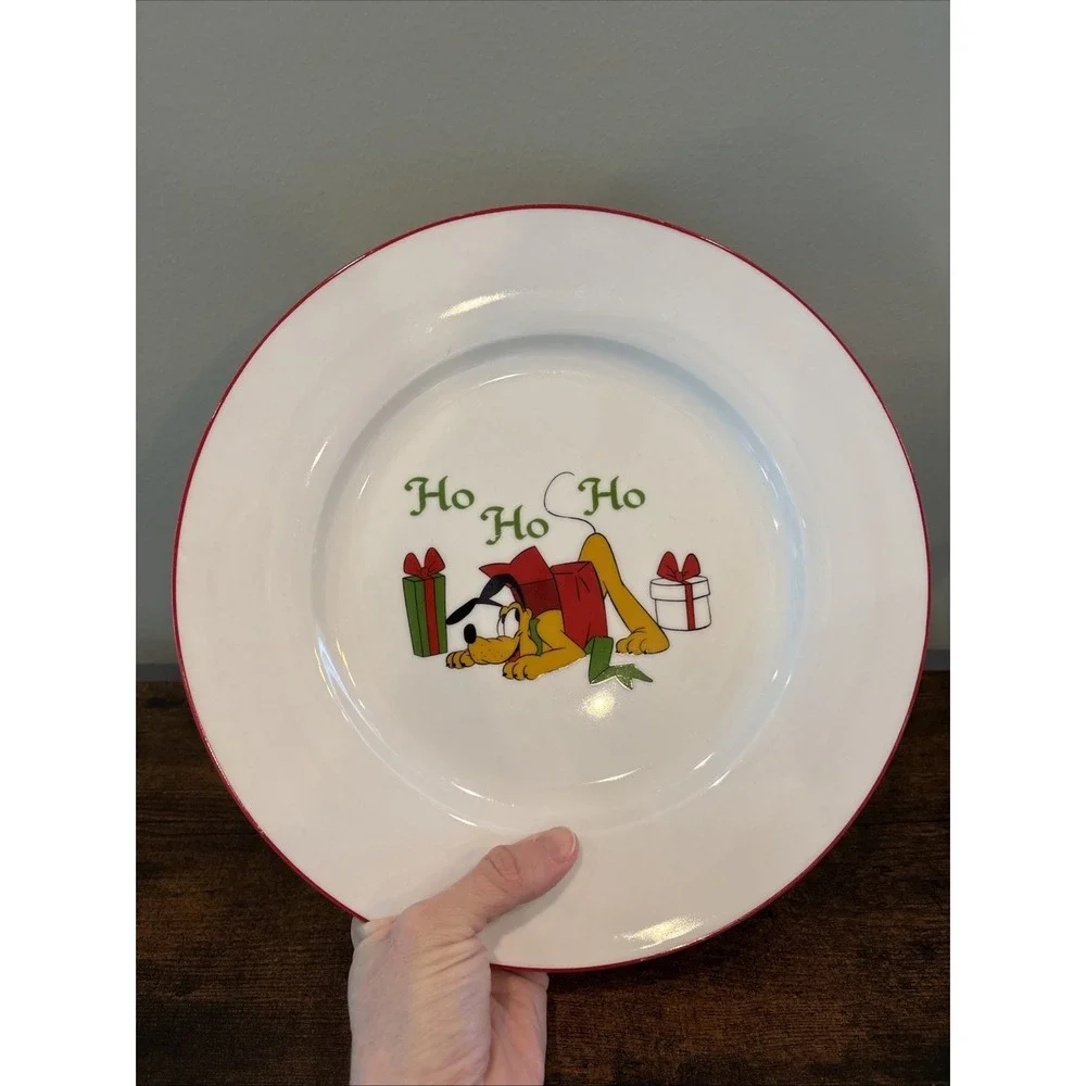 Disney MICKEY'S VINTAGE HOLIDAY Pluto HO‎ HO HO Dinner Plate Christmas