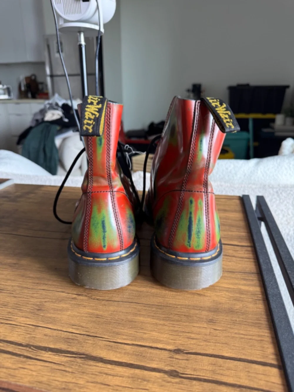 Dr. Martens vintage thermal
