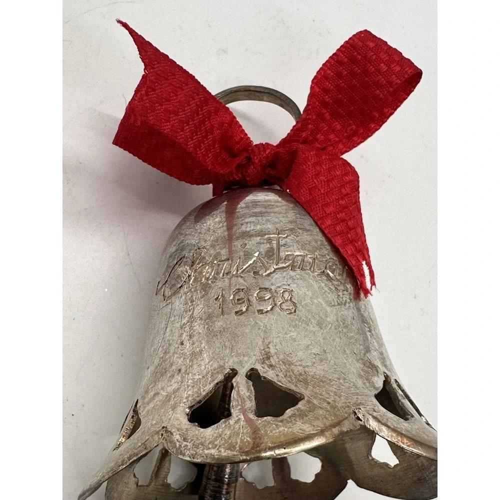International Silver polished hanging