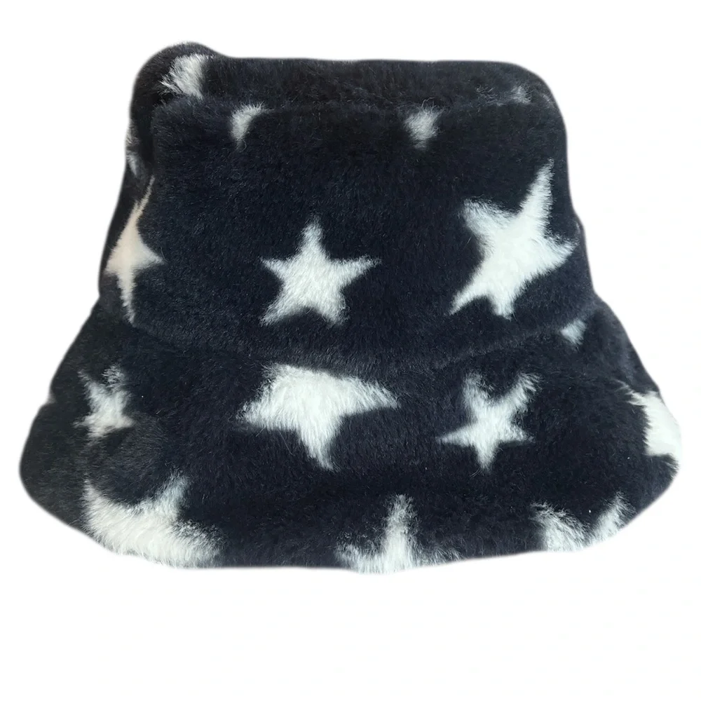 No tag pattern features cozy